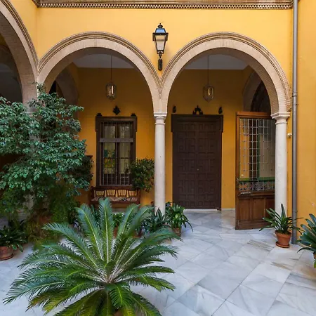 Atico Giralda Apartment *